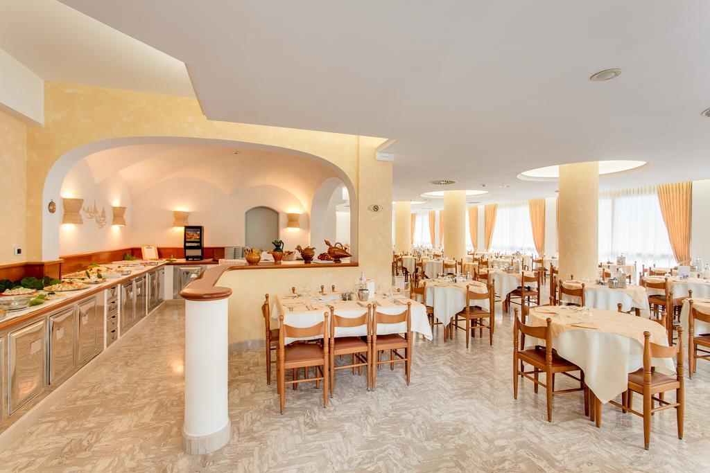 Hotel Garden Беллария-Иджеа-Марина Экстерьер фото