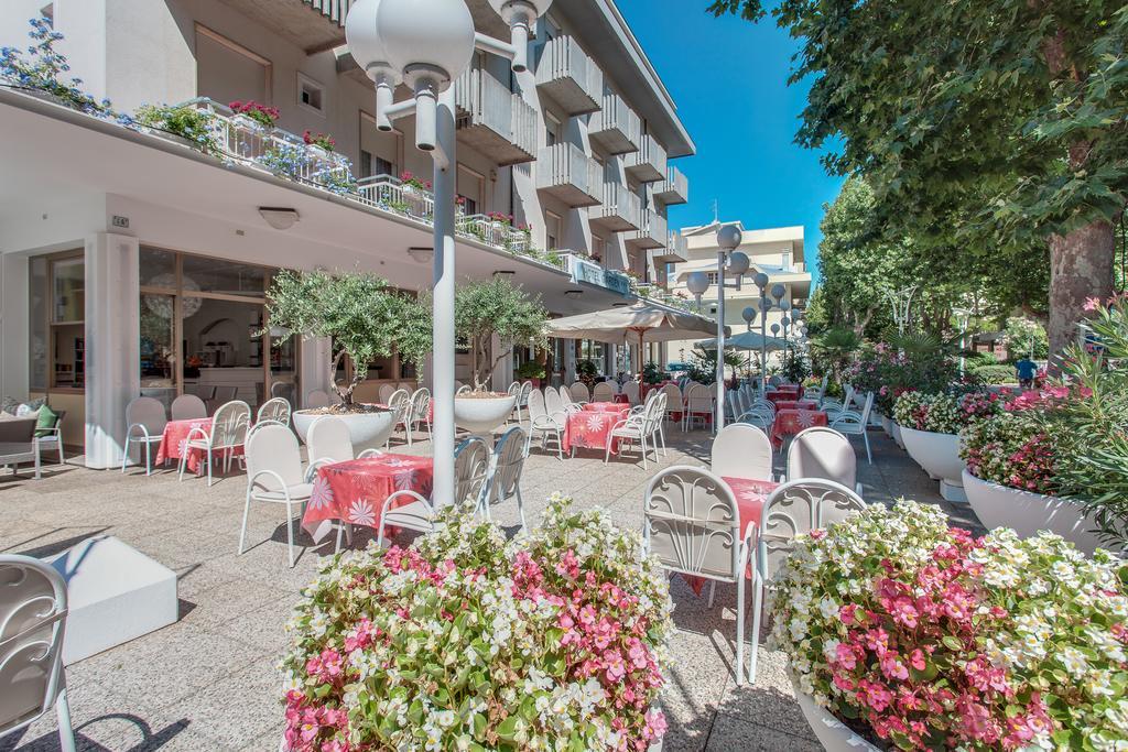 Hotel Garden Беллария-Иджеа-Марина Экстерьер фото